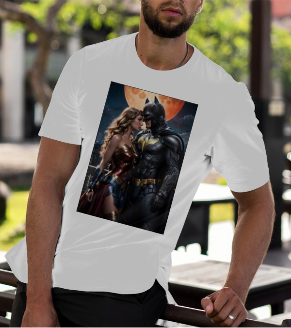 Batman And Wonder Woman Under Moonlight Romance Scene T-Shirt