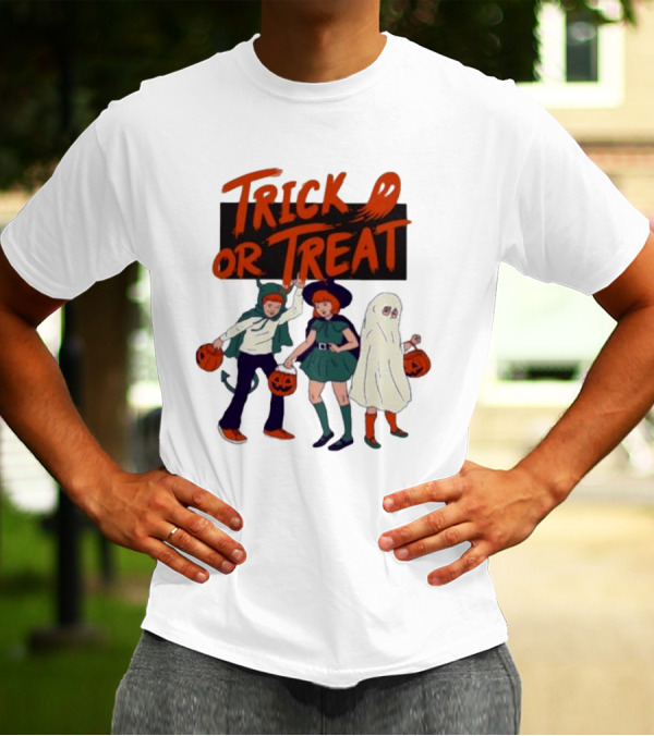 Trick Or Treat Friends In Halloween Festival With Pumpkins Ghost Costume T-Shirt
