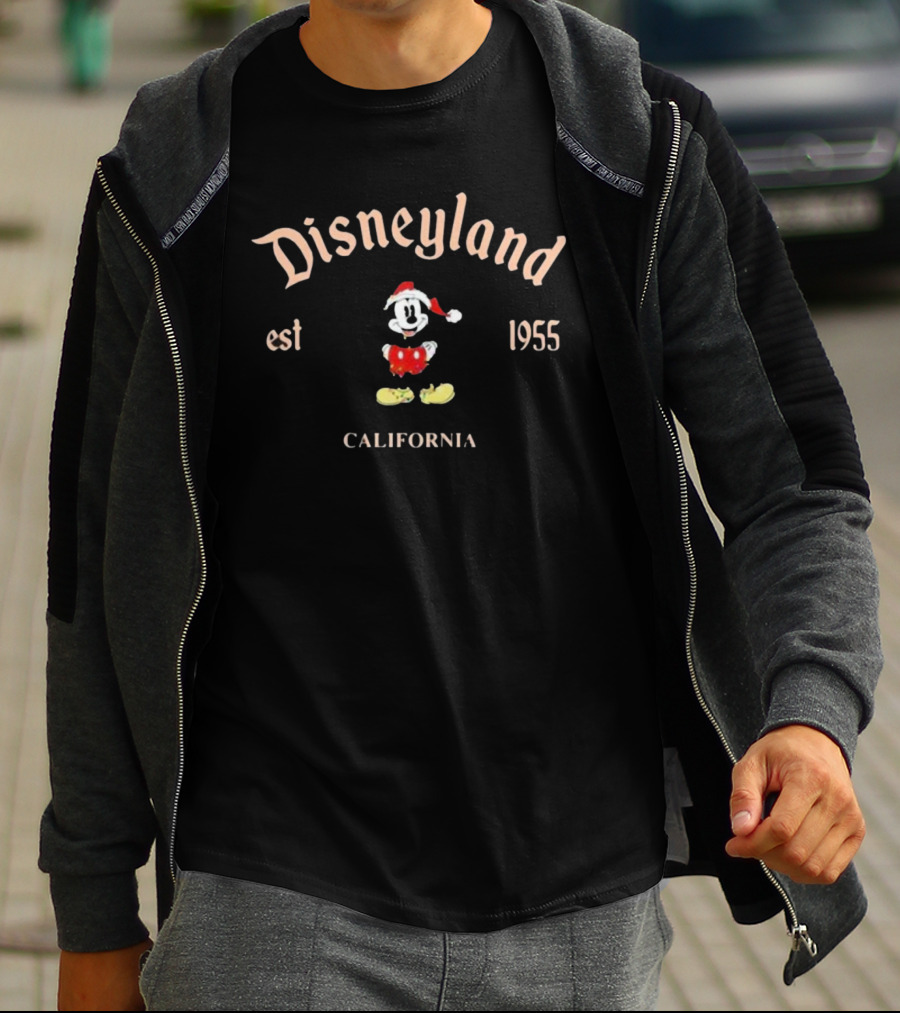 Disneyland Est 1955 California Mickey Mouse Christmas Vintage T-Shirt