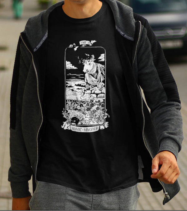 Mantic Minotaur XXIII XI Mythical Beast T-Shirt