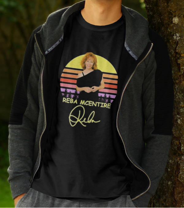 Reba McEntire Vintage Smile Signature Retro Sunset Image T-Shirt