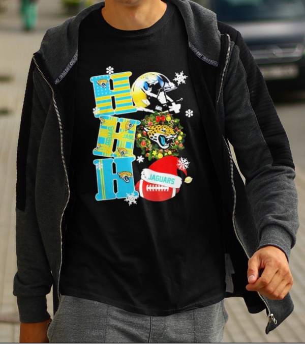 Jacksonville Jaguars Ho Ho Ho Merry Christmas Football Santa Hat Snowflakes Wreath T-Shirt