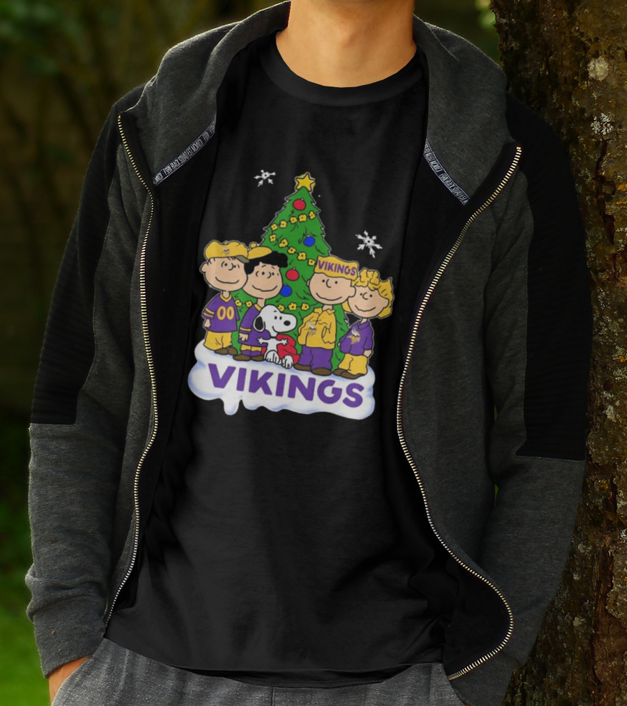 Peanuts Characters Vikings Christmas Tree Minnesota Vikings Holiday T-Shirt