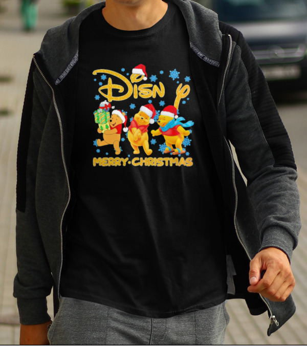 Disney Winnie-the-Pooh Santa Merry Christmas T-Shirt