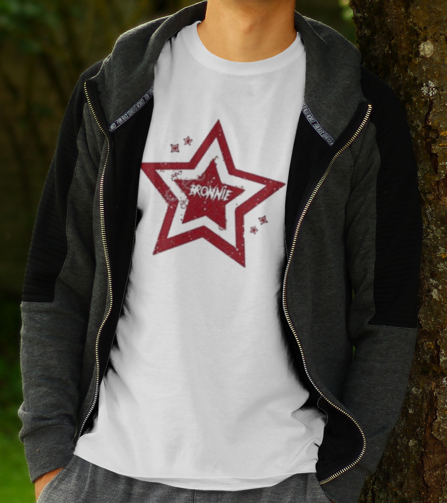 Bronnie Red Star Pattern Vintage T-Shirt