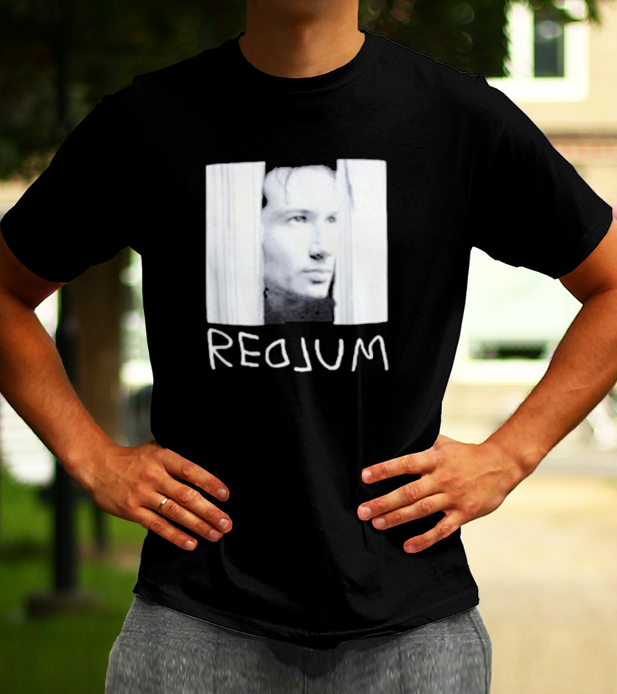 Redrum The Shining Redlum Johnny Face Peeking Through Door T-Shirt