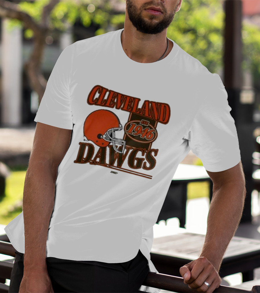 Cleveland Dawgs Est 1946 Football Helmet T-Shirt