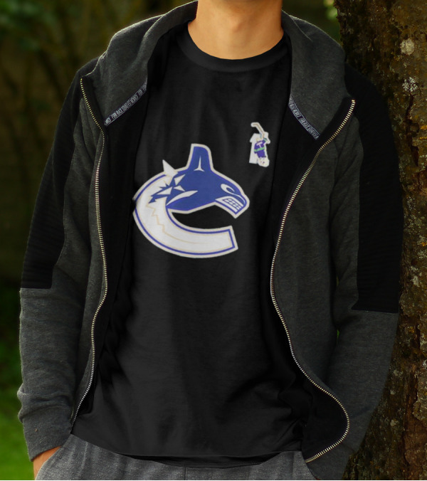 Luongo #1 Vancouver Canucks Orca Logo Ring Of Honour T-Shirt