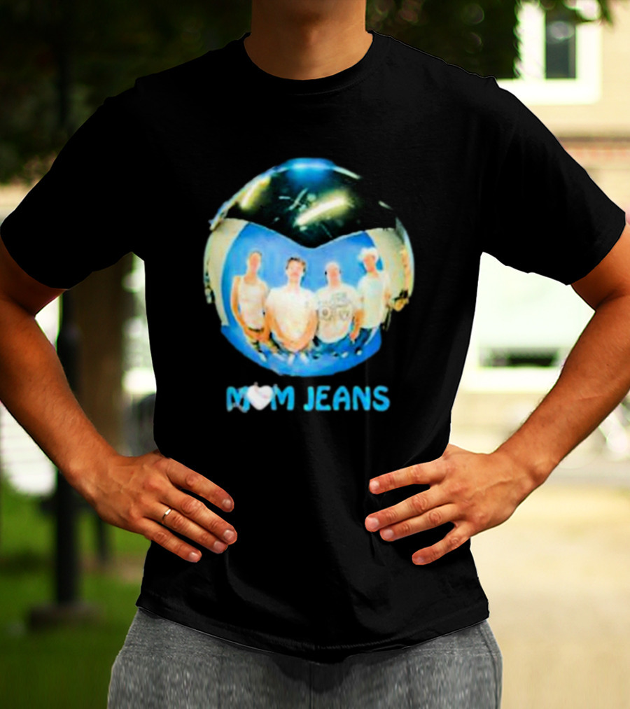 Mom Jeans Band Fisheye Group Photo Orb T-Shirt