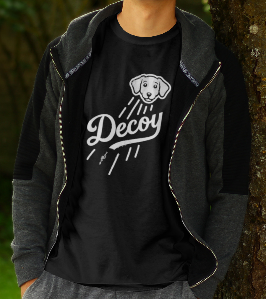 Decoy Rotowear Dog Head With Rays T-Shirt