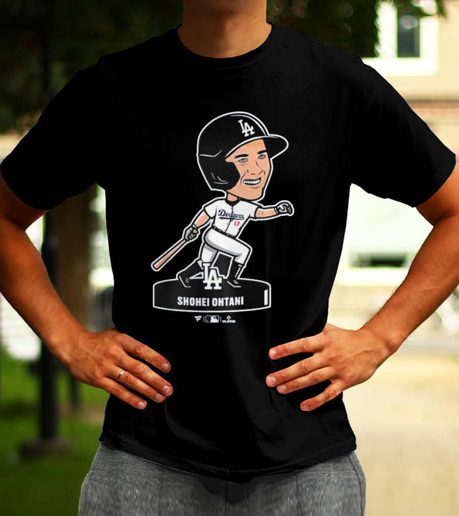 Shohei Ohtani Los Angeles Dodgers LA Bobblehead Dodgers 17 T-Shirt