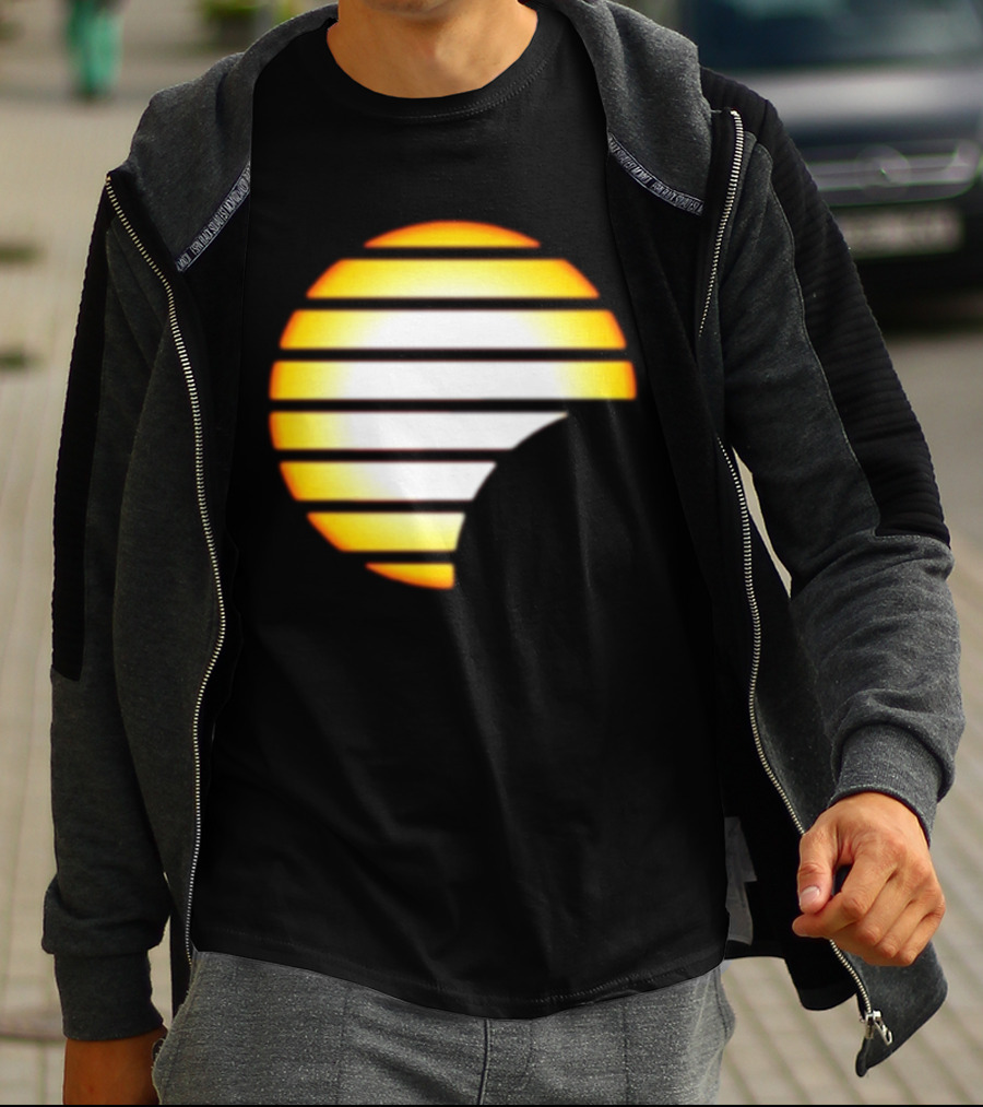 Quality Magna Cartel Sun Logo Magna Carta Magna Carta Cartel Sunset Stripes Circular T-Shirt