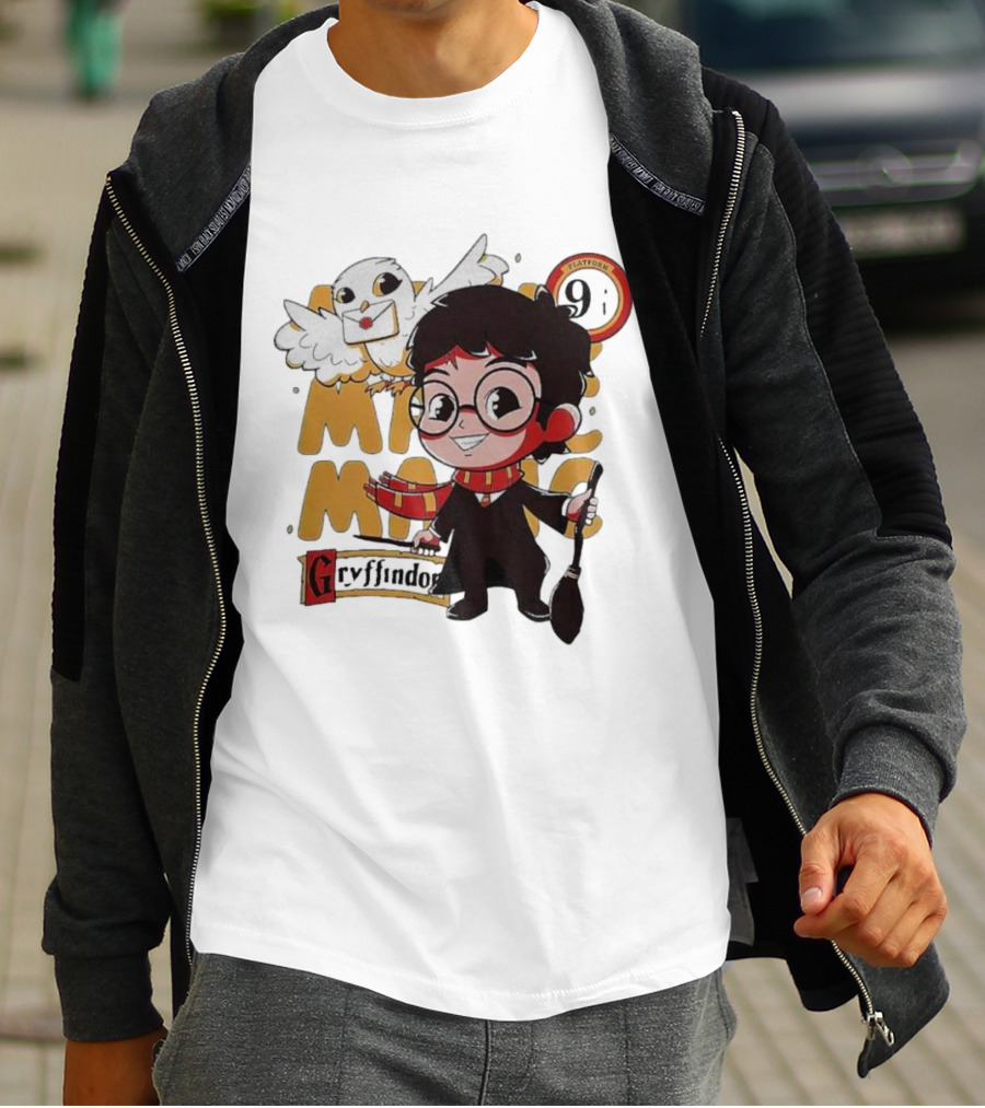Quality Magic Boy Gryffindor Platform 9¾ Owl Wizard T-Shirt