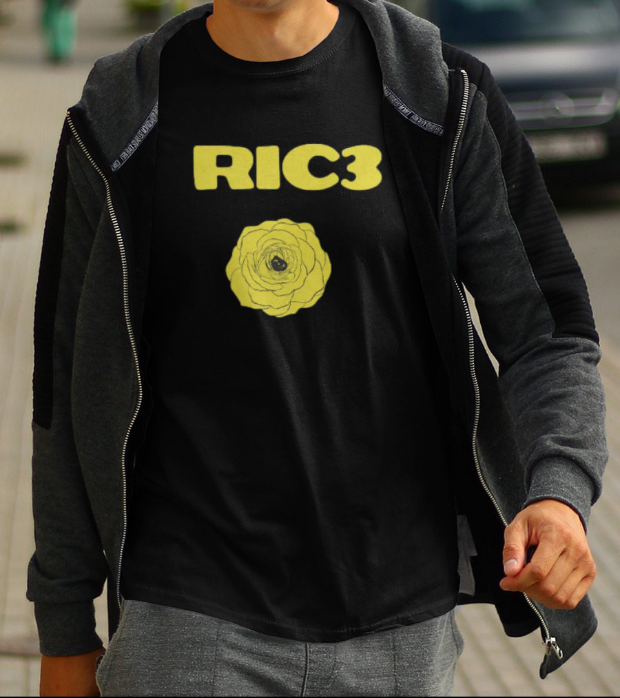 RIC3 Yellow Rose Daniel Ricciardo Merch T-Shirt