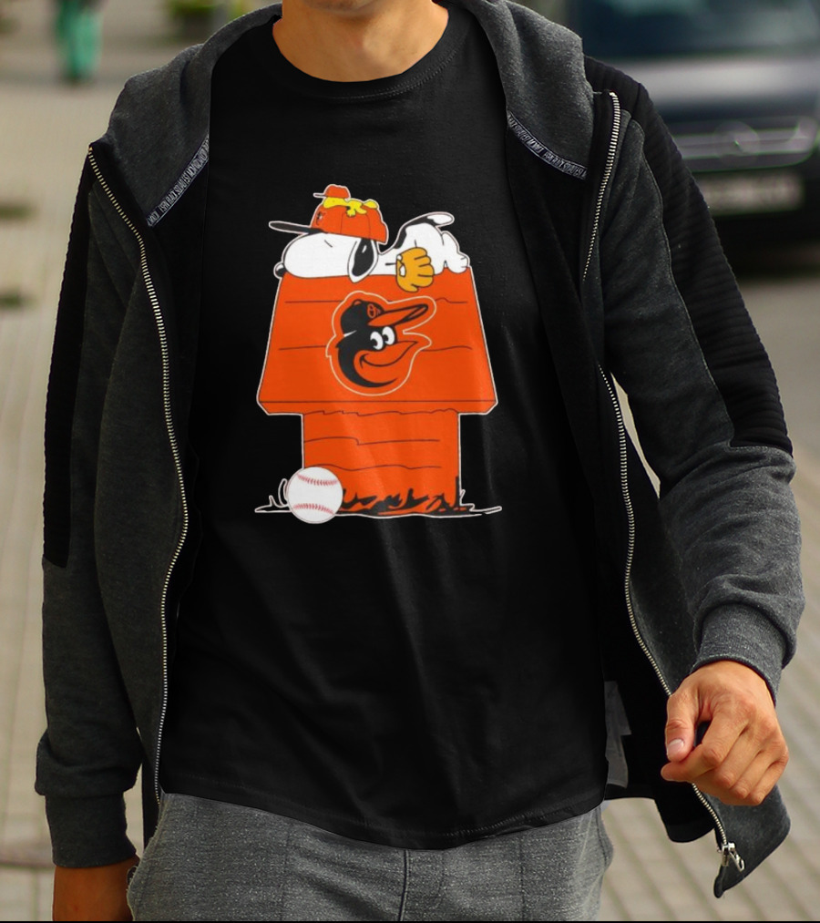 Snoopy And Woodstock Sleeping On Baltimore Orioles Themed Doghouse With Baseball T-Shirt