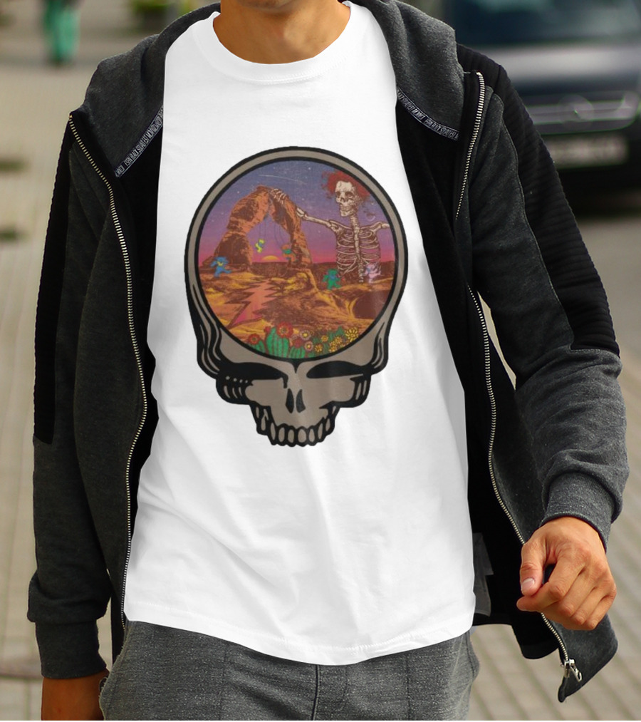 Grateful Dead Skull And Skeleton In Moab Desert Scene T-Shirt