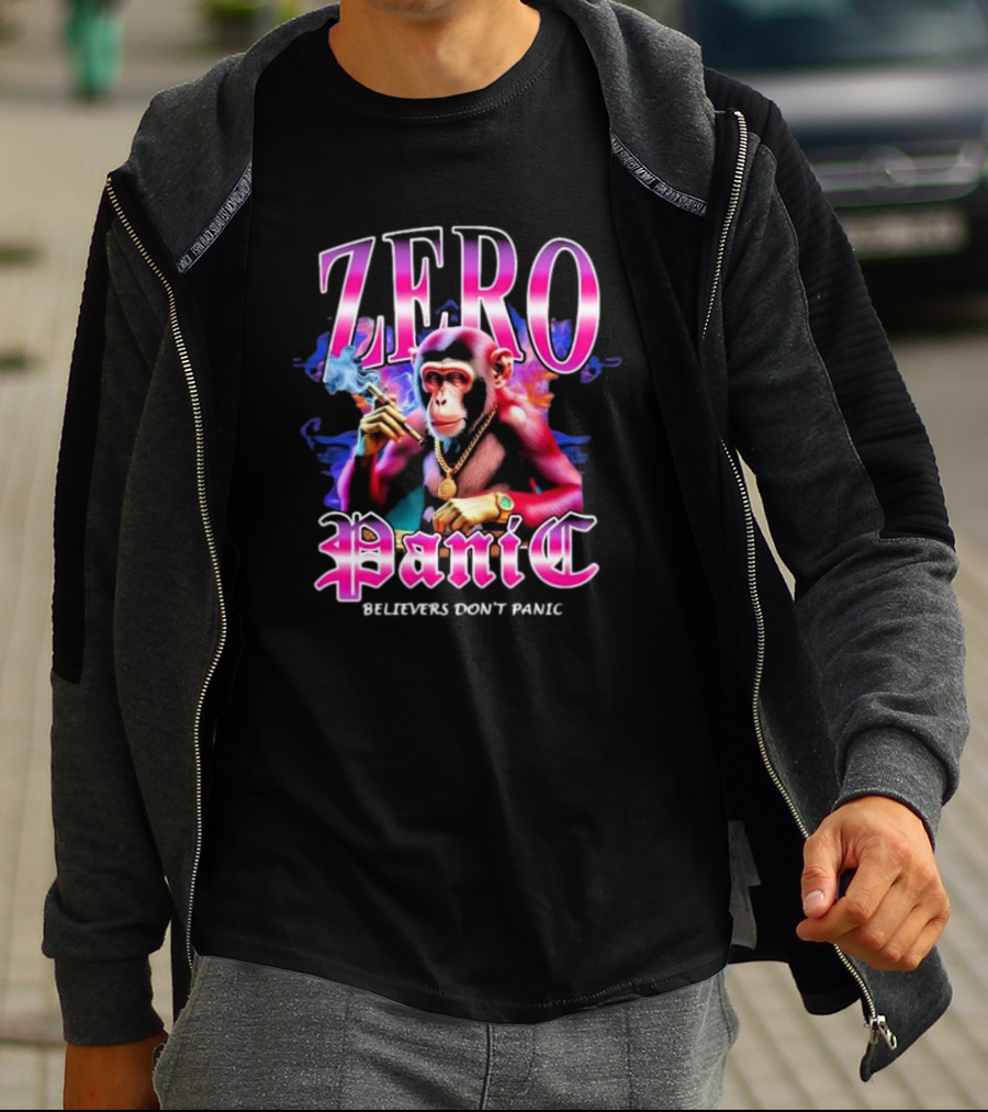 ZERO Panic Believers Don’t Panic Chimpanzee Smoking Hip-Hop T-Shirt
