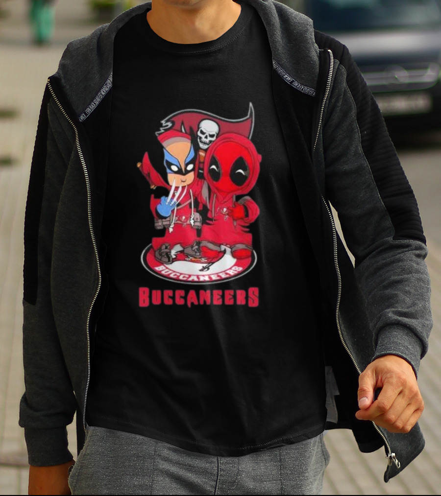Tampa Bay Buccaneers Marvel Wolverine Deadpool Buccaneers T-Shirt