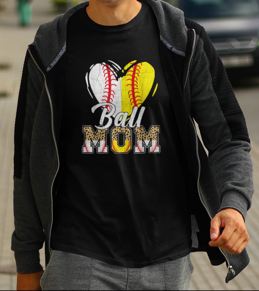 Ball Mom Heart Leopard Baseball Softball Vintage Women T-Shirt