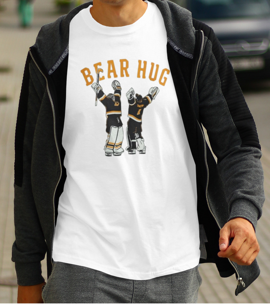 Bear Hug Boston Hockey Linus Ullmark Jeremy Swayman Bruins Goalie Hug Retro T-Shirt