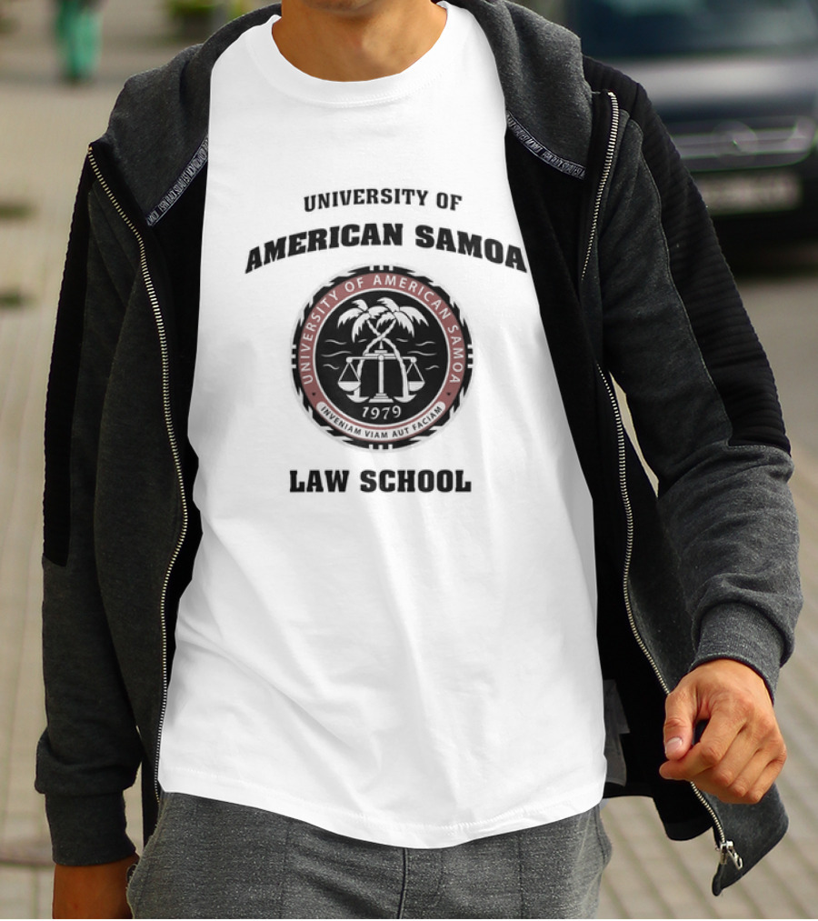 University Of American Samoa Law School Seal 1979 Palm Trees Scales T-Shirt