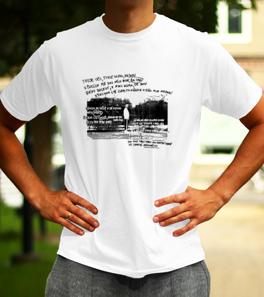 Viktor Sheen Černobílej Svět Text Illustration With Trees And Figure T-Shirt