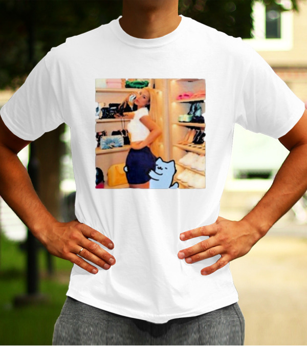 Iggy Azalea Culture Closet Fashion With Cute Cat T-Shirt
