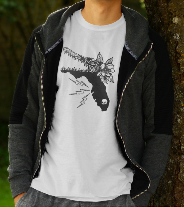 Florida Will Eat You - Alligator Skull Lightning Magnolia Map T-Shirt