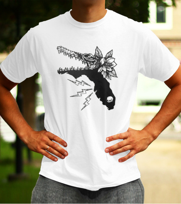 Florida Will Eat You - Alligator Skull Lightning Magnolia Map T-Shirt
