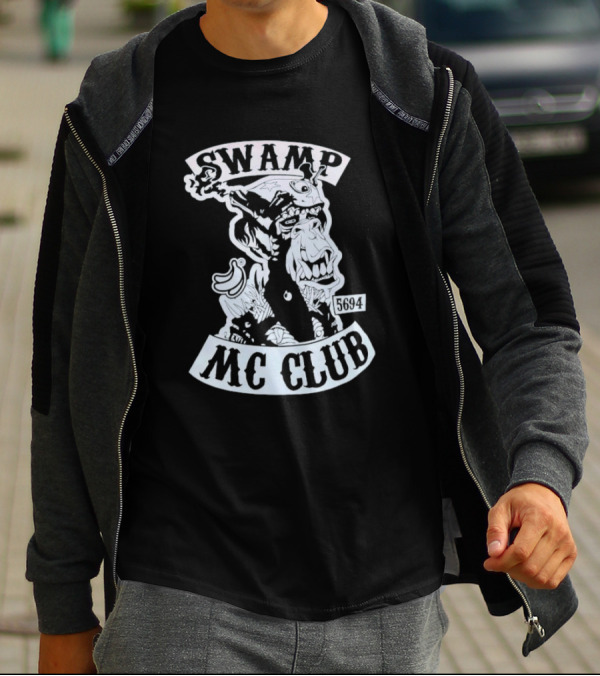 Swamp MC Club 5694 Gorilla Skull Motorcycle Emblem T-Shirt