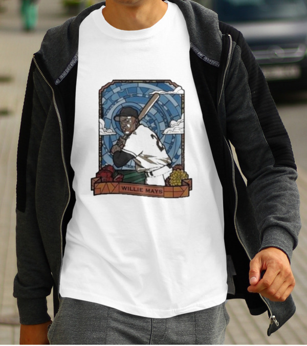 Willie Mays Giants Baseball Player With Bat And Clouds T-Shirt