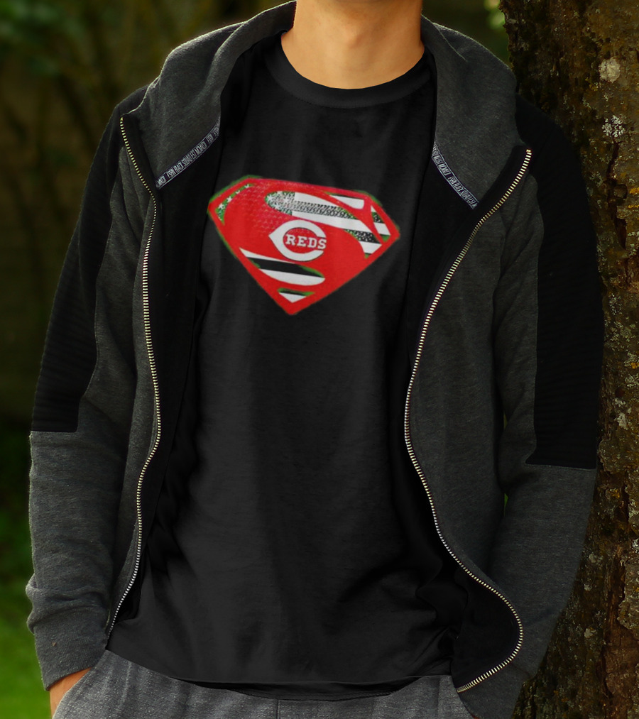 Cincinnati Reds Superman Shield USA Flag T-Shirt