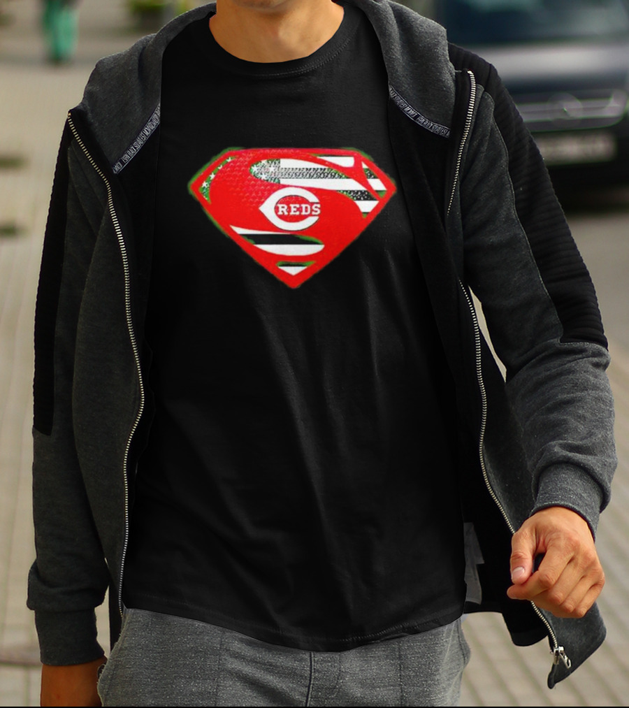 Cincinnati Reds Superman Shield USA Flag T-Shirt