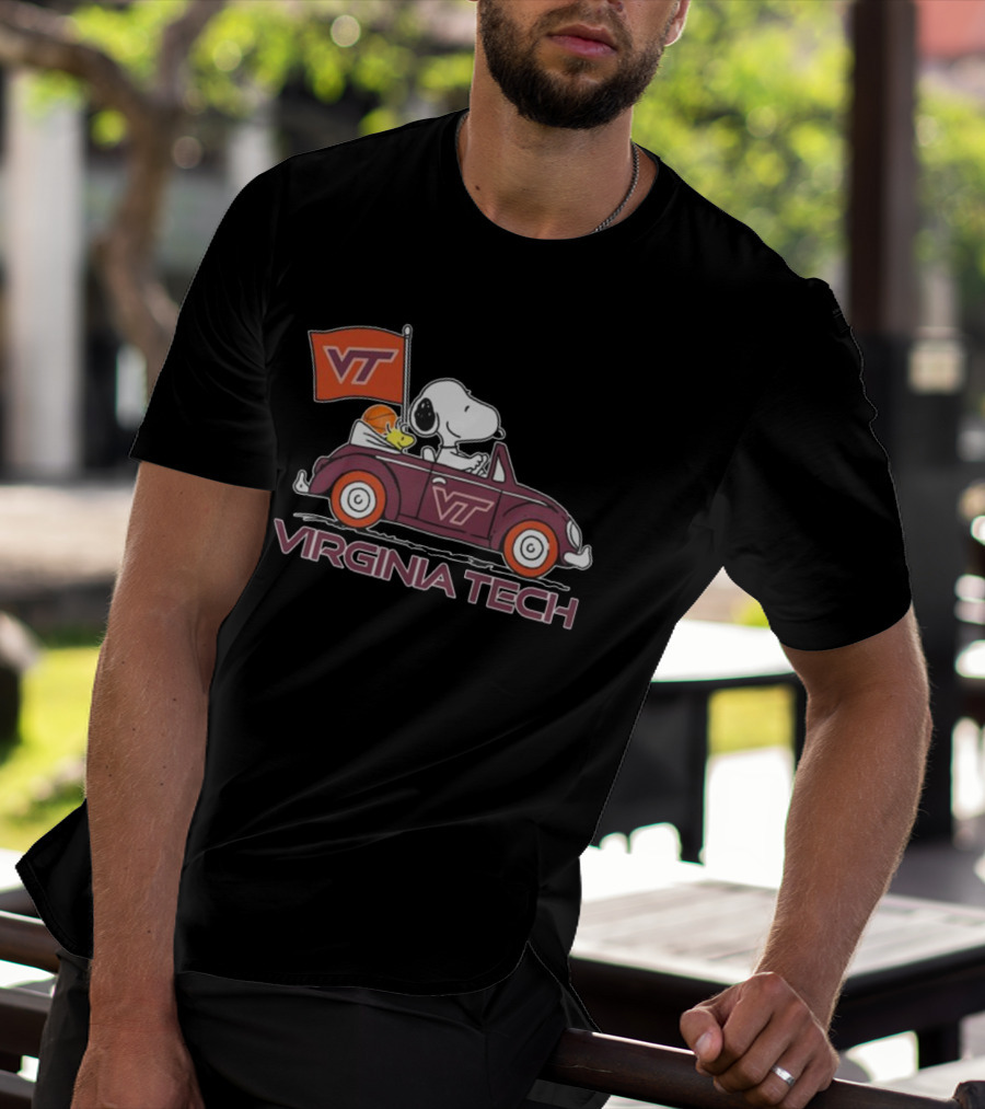 Virginia Tech Hokies Snoopy VT Car Flag Fan T-Shirt