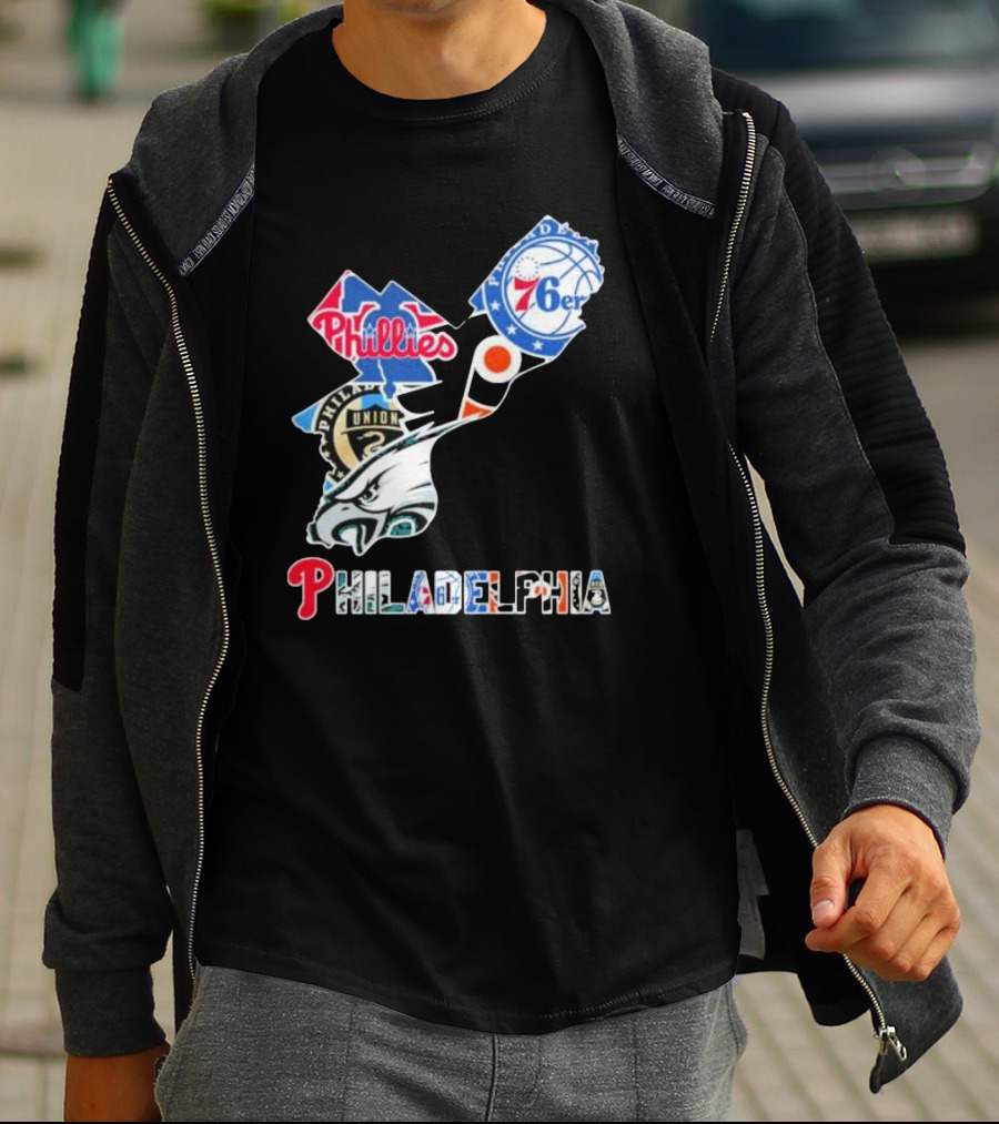 Philadelphia Eagles Phillies 76ers Union Flyers T-Shirt