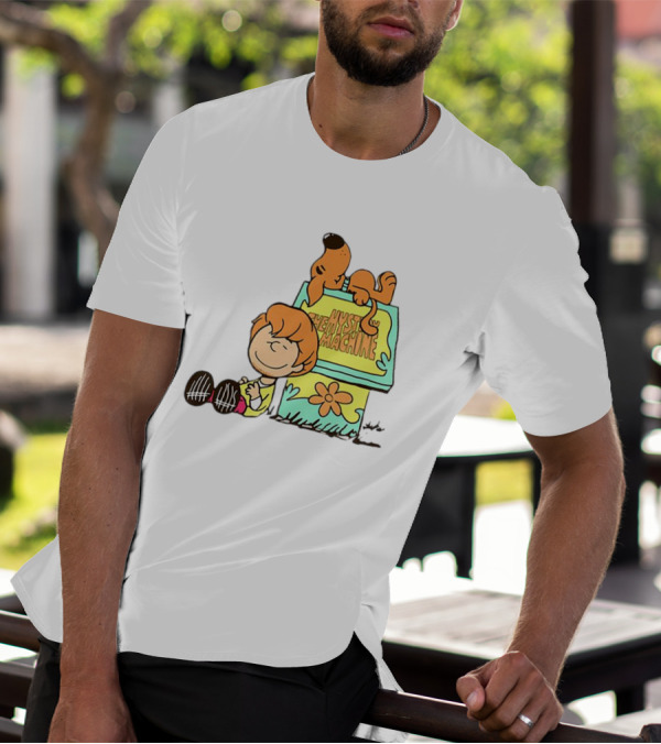 Scooby Doo And Shaggy Rogers Snoopy Style Mystery Machine T-Shirt