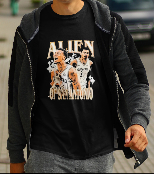 Alien Of San Antonio Spurs Basketball Star T-Shirt