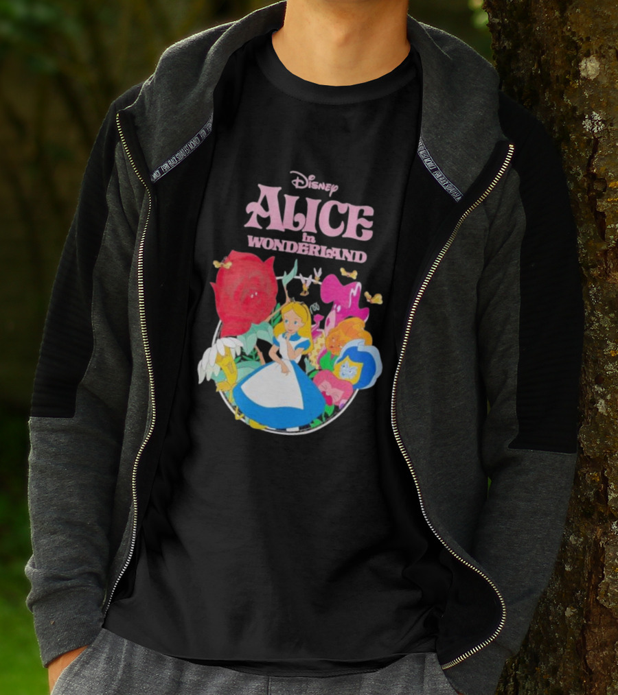 Disney Alice In Wonderland Flowers And Characters Classic T-Shirt