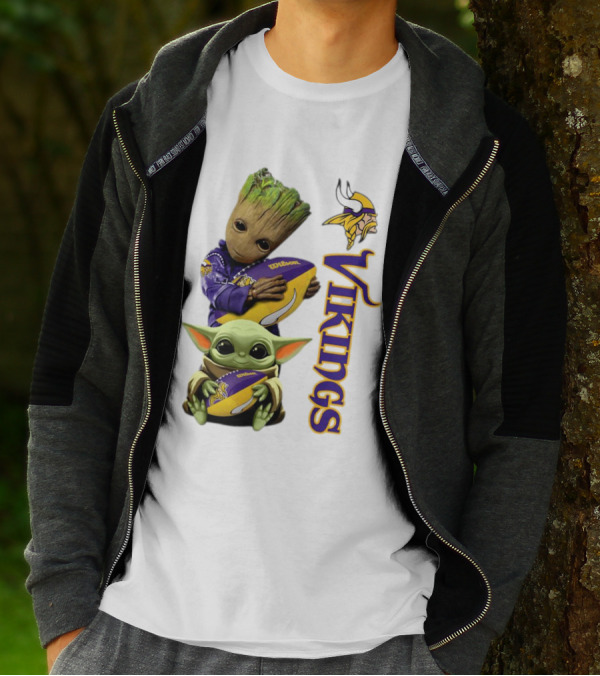 Baby Groot And Yoda Hugging Minnesota Vikings Football T-Shirt