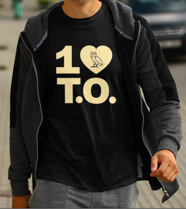 1 Love T.O. OVO Owl Logo Classic T-Shirt