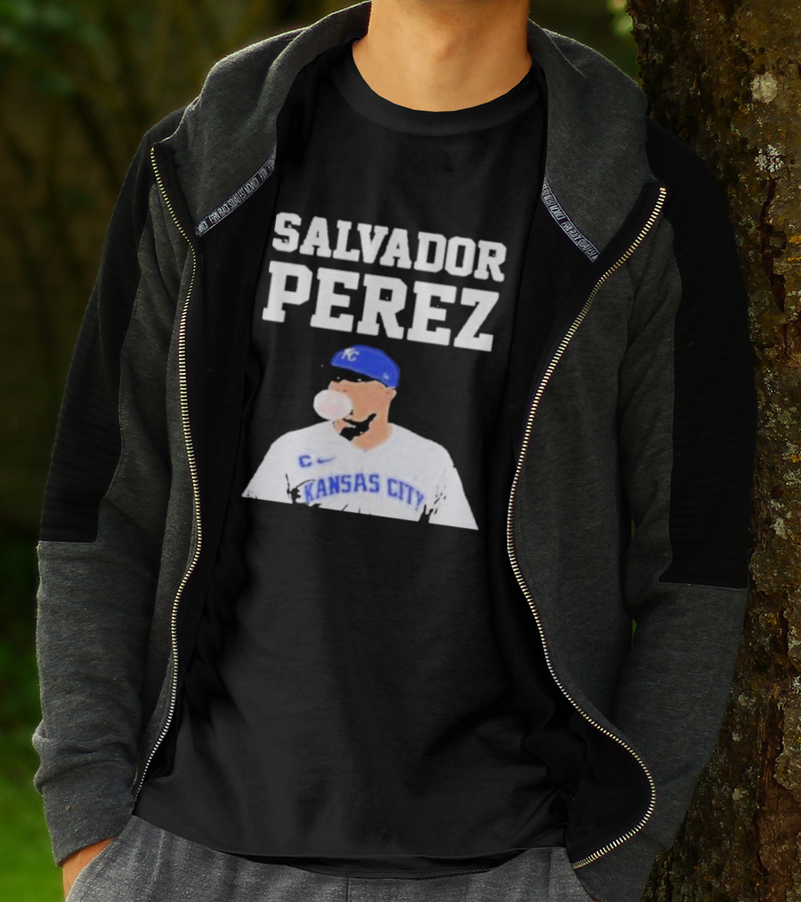 SALVADOR PEREZ KANSAS CITY BUBBLE GUM KING KC BASEBALL T-Shirt