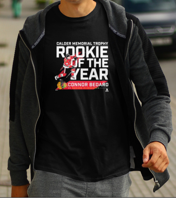Connor Bedard Calder Memorial Trophy Rookie Of The Year 98 Chicago Blackhawks T-Shirt