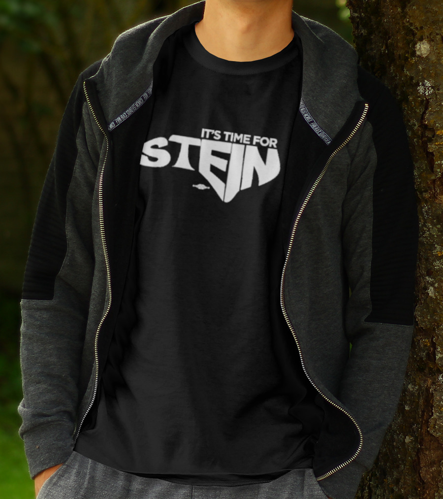 IT’S TIME FOR STEIN Classic Superhero Inspired Bold Lettering T-Shirt
