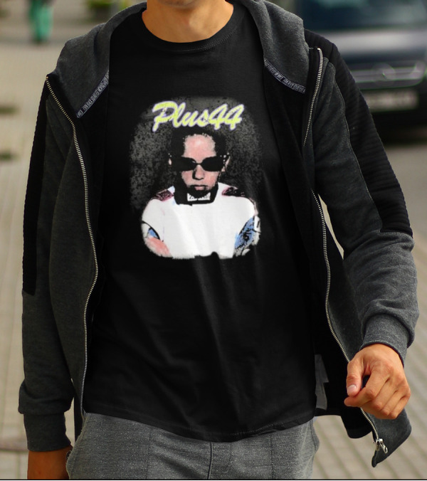 Lewis Hamilton Plus 44 Vintage Style Portrait T-Shirt
