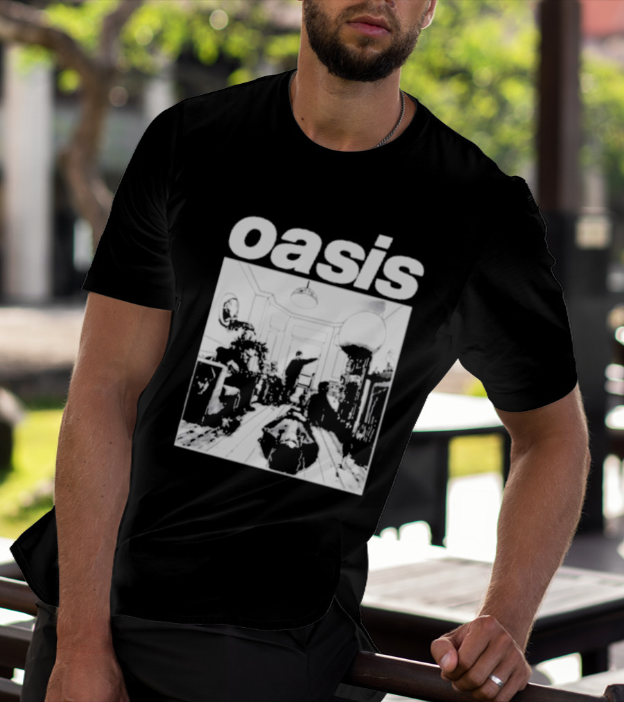 Oasis Definitely Maybe Monochrome Room Scene T-Shirt