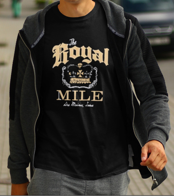 The Royal Mile Des Moines Iowa Vintage Crown T-Shirt