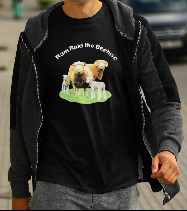 Ram Raid The Beehive Sheep On Grass T-Shirt