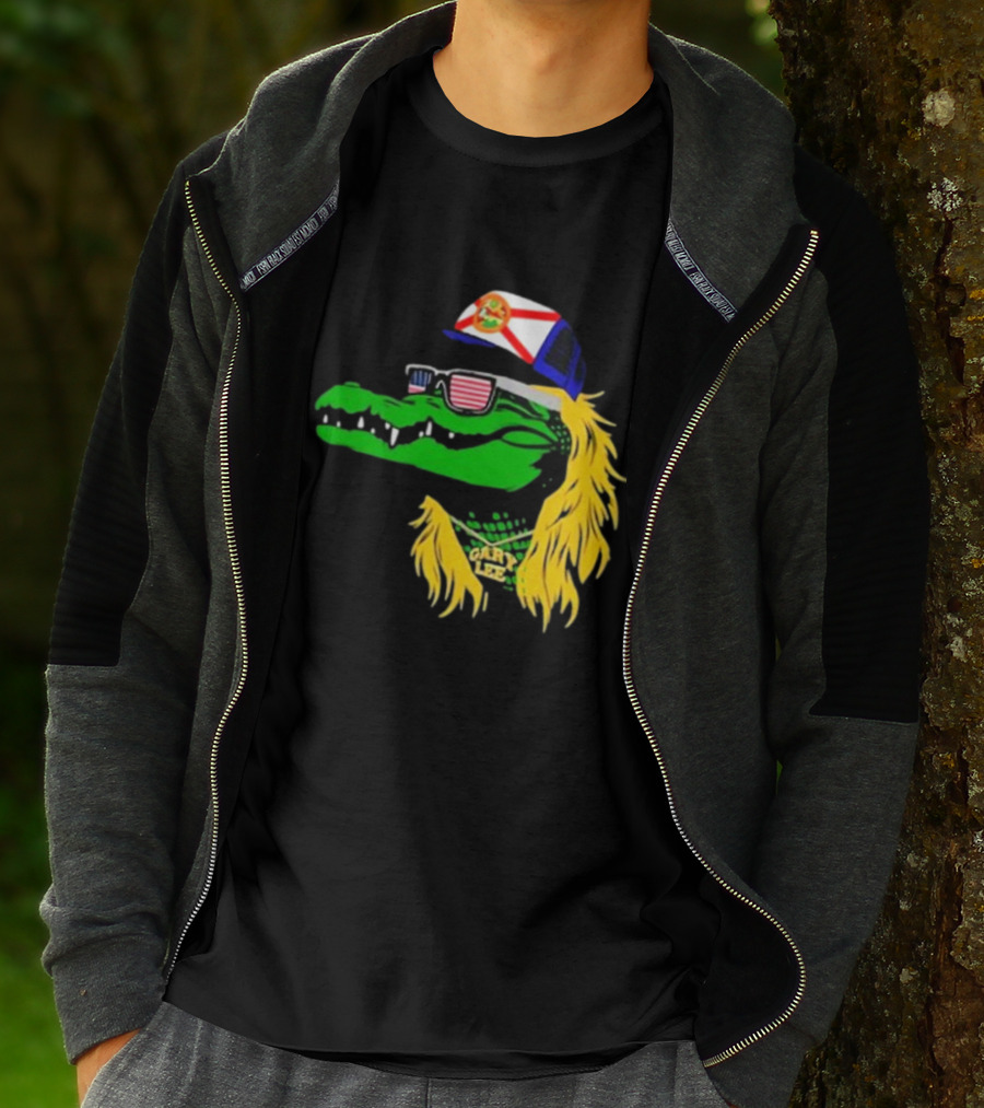 Conservativeant Wearing Gary Lee Gator With Trucker Hat And Sunglasses T-Shirt