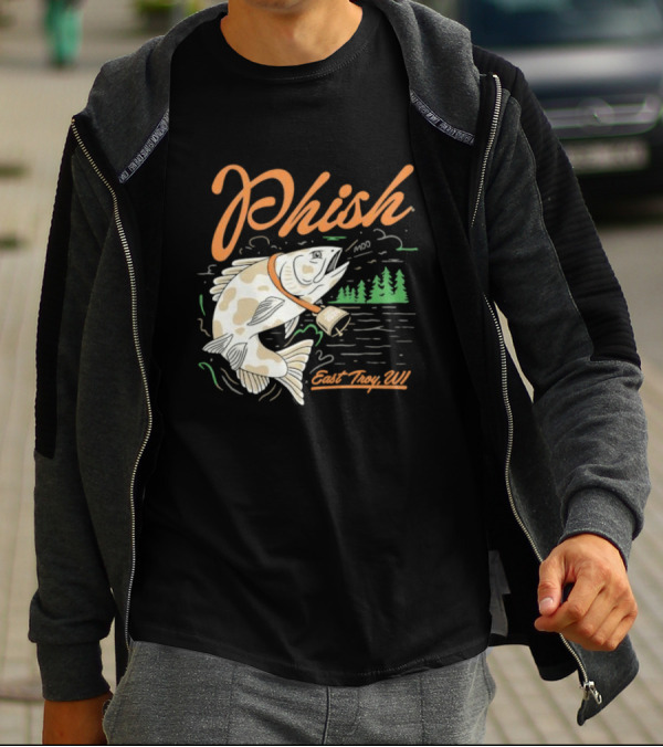 Phish East Troy WI Moo Fish July T-Shirt