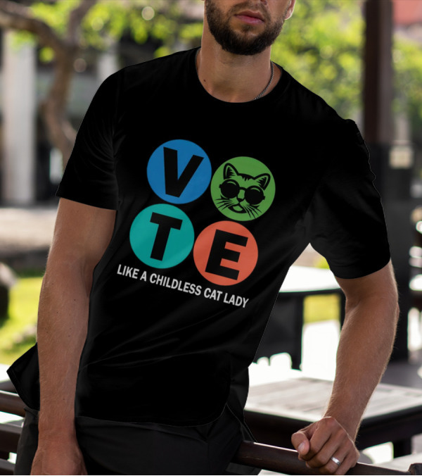 Vote Like A Childless Cat Lady Retro Circle Cat Face T-Shirt